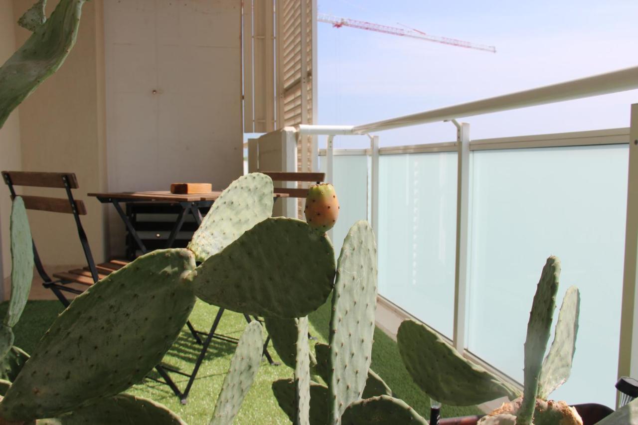 Bariairport Bed & Breakfast Ngoại thất bức ảnh